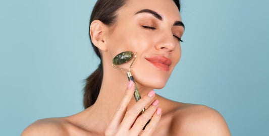 10 Benefits of Jade Roller and How to Use It