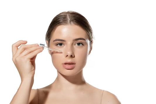 8 Benefits of Under Eye Cream For Dark Circles